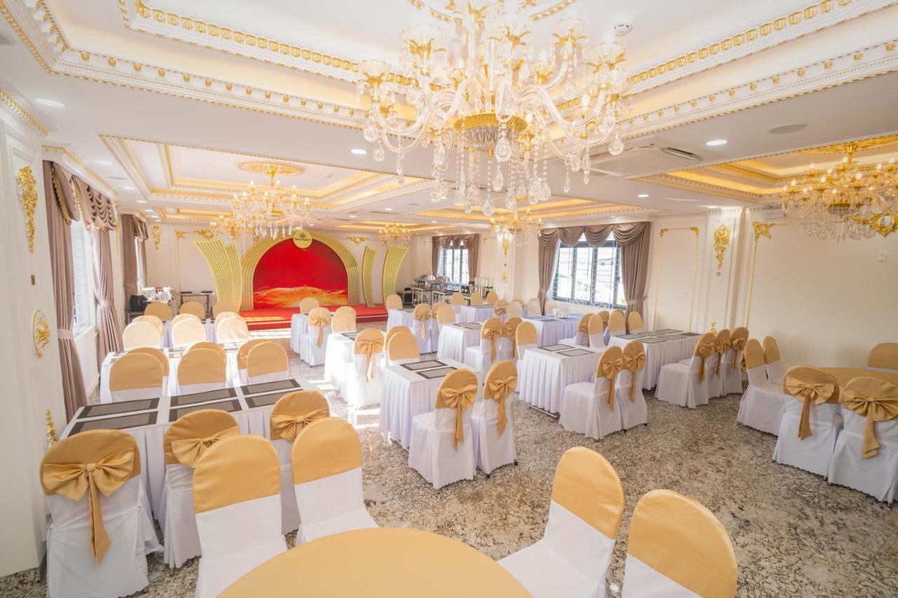 New Palace Hotel Куангнгай Екстер'єр фото